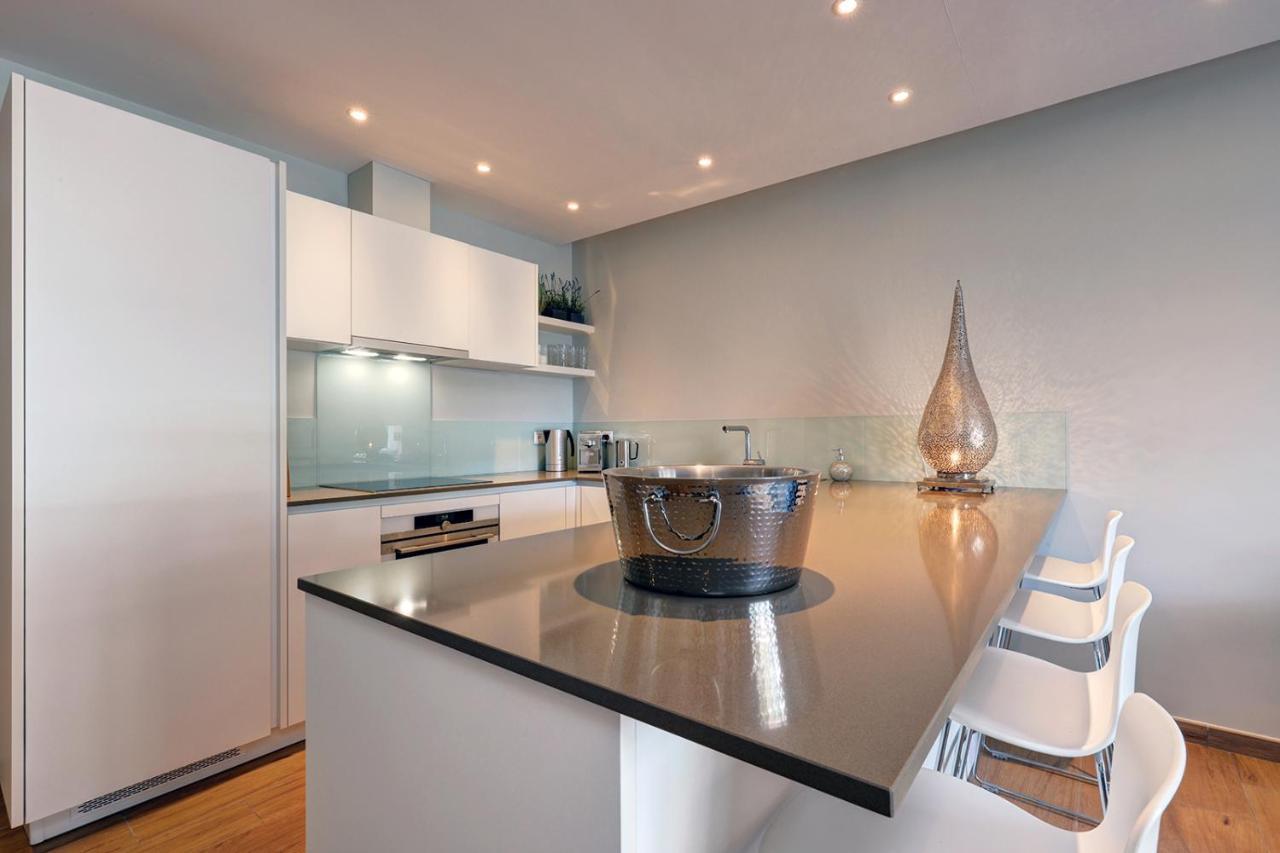 Luxurious In Puente Romano, Apartamento *
