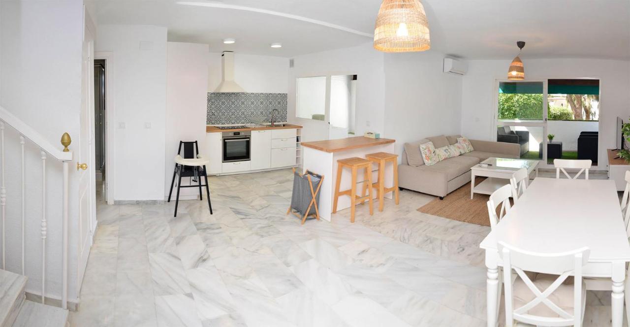 Casa 70, Duplex En Urbanizacion Lunamar By Laromanamarbella Marbella