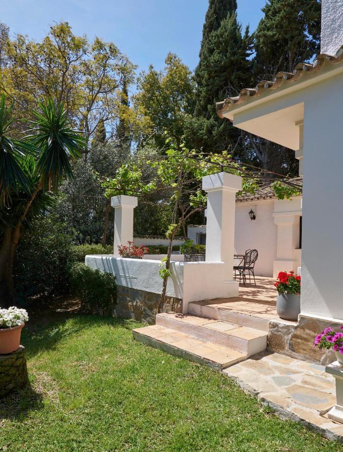 Villa Dos Palomas On The Golden Mile In