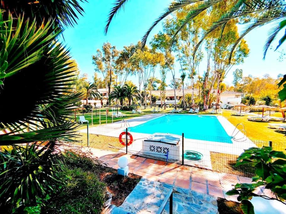 Coqueto Apartamento Puerto Banus Apartment *