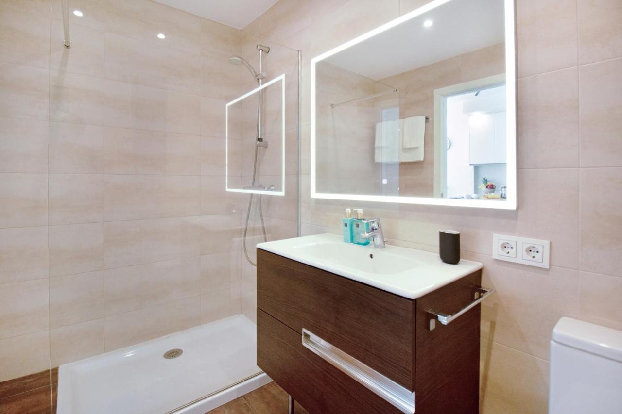 Modern Romana Playa 723 In Marbella, Elviria Apartamento Marbella