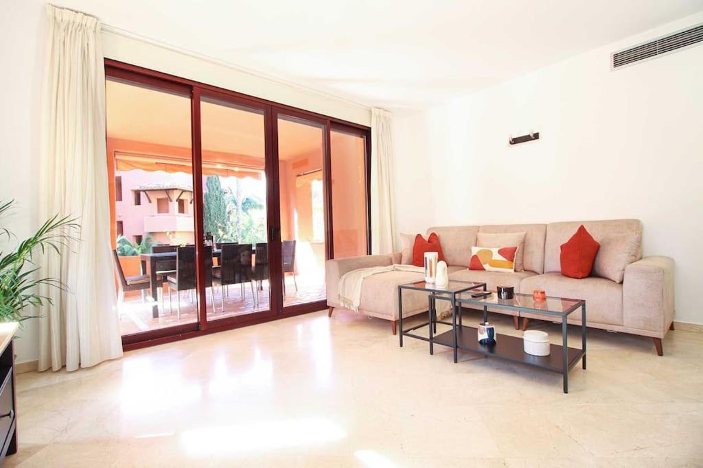Piso 4 Hab. - Elviria Playa Apartamento Marbella