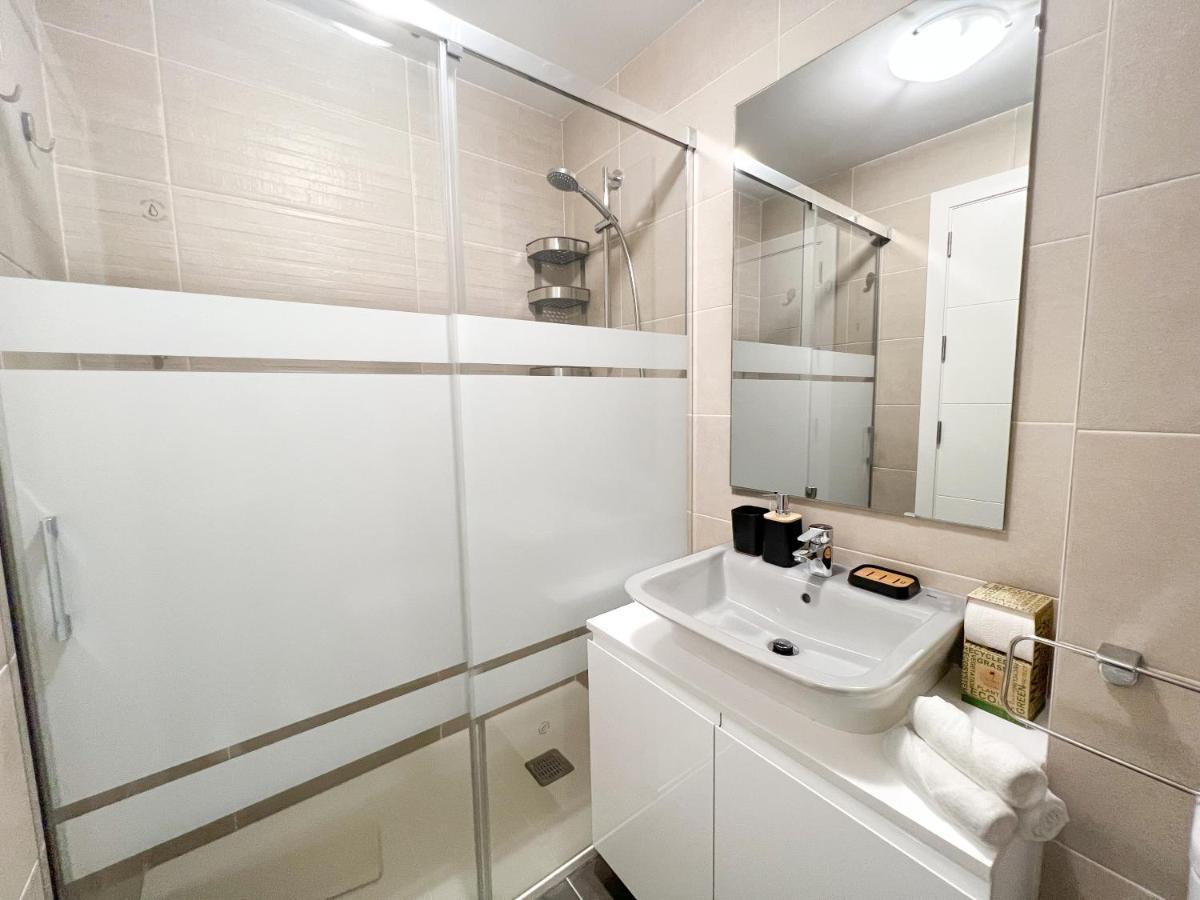 In Center With Private Parking * Marbella