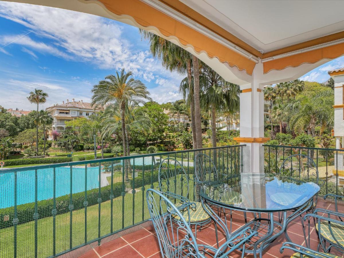 Apartment Hacienda Nagueles By Interhome Marbella