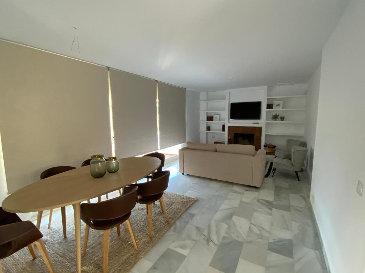 Apartment Luxury Apartm Brand Newswimming Poolgolf