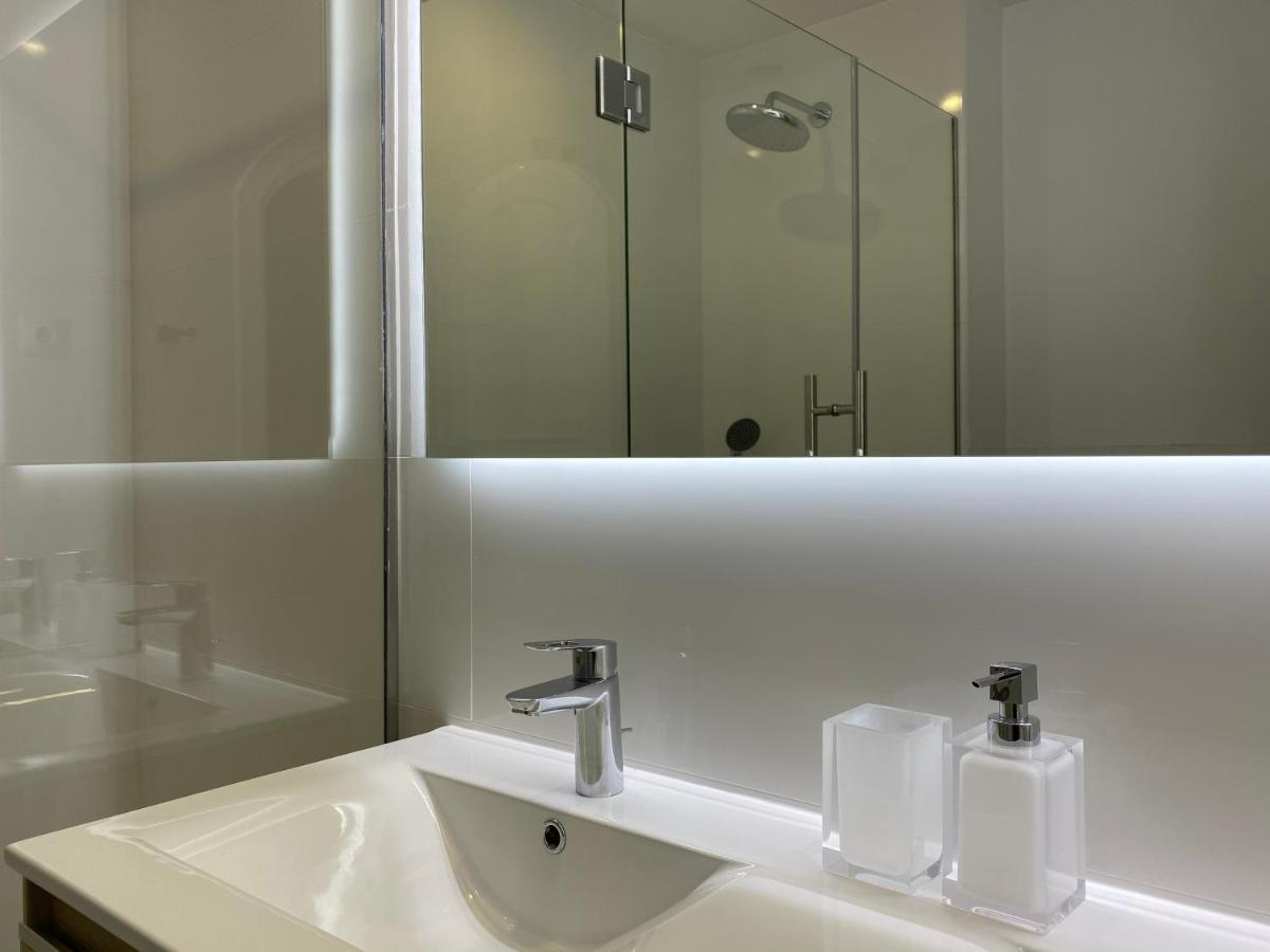 Luxury Apartm Brand Newswimming Poolgolf Apartment *
