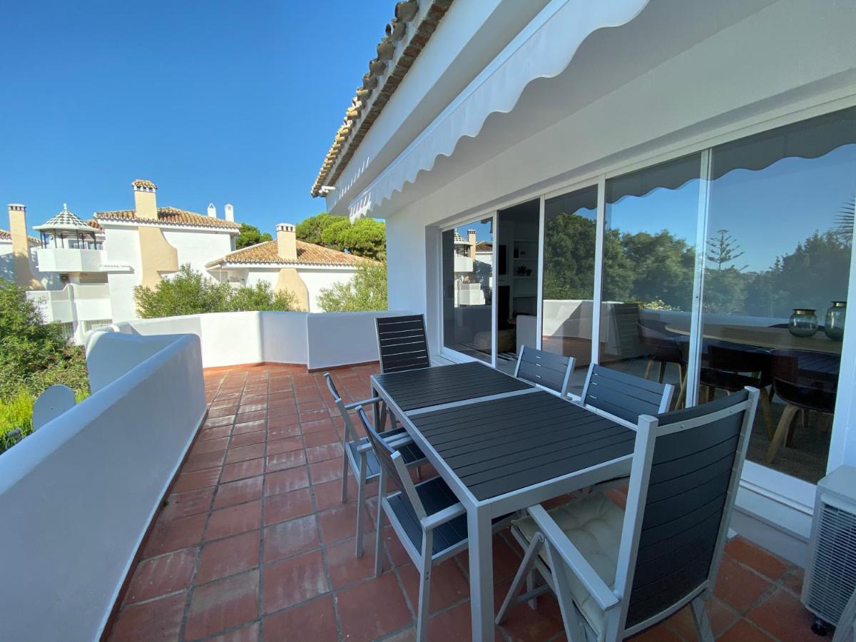 Luxury Apartm Brand Newswimming Poolgolf Apartment Marbella