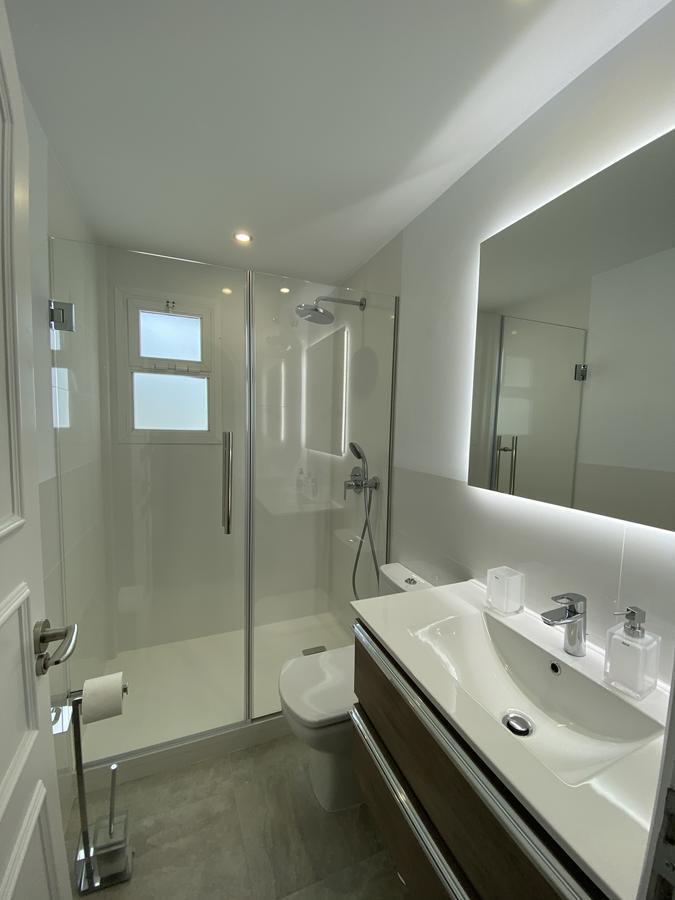 Apartment Luxury Apartm Brand Newswimming Poolgolf *