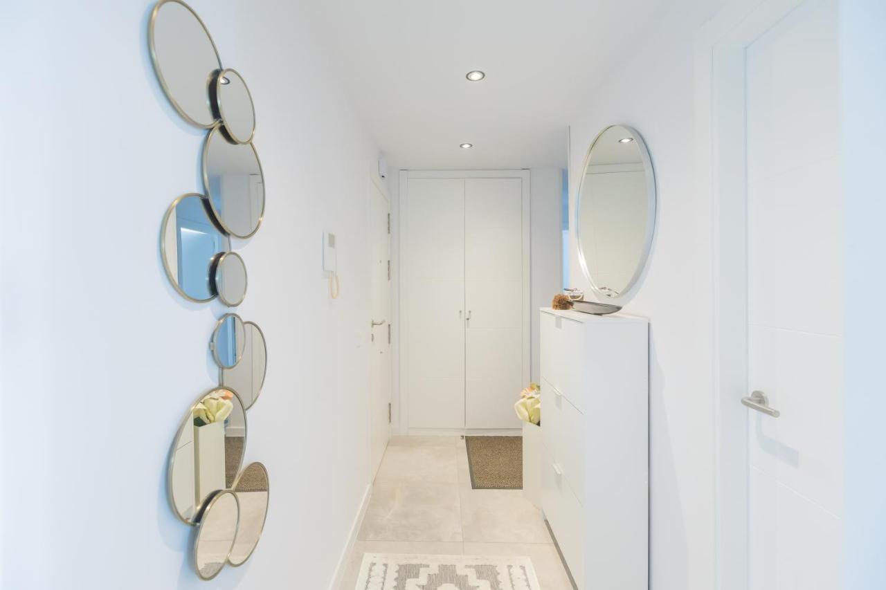 Luxury Brand New 2-bedroom Apartment, 3 Min Walk To The Beach! Appartement