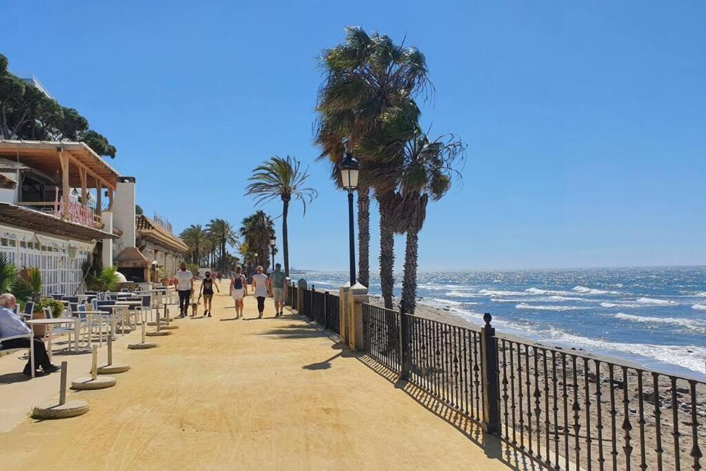 Dos Palomas On The Golden Mile In Villa