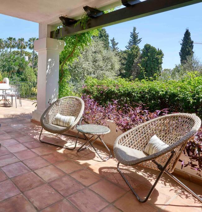 Dos Palomas On The Golden Mile In Marbella
