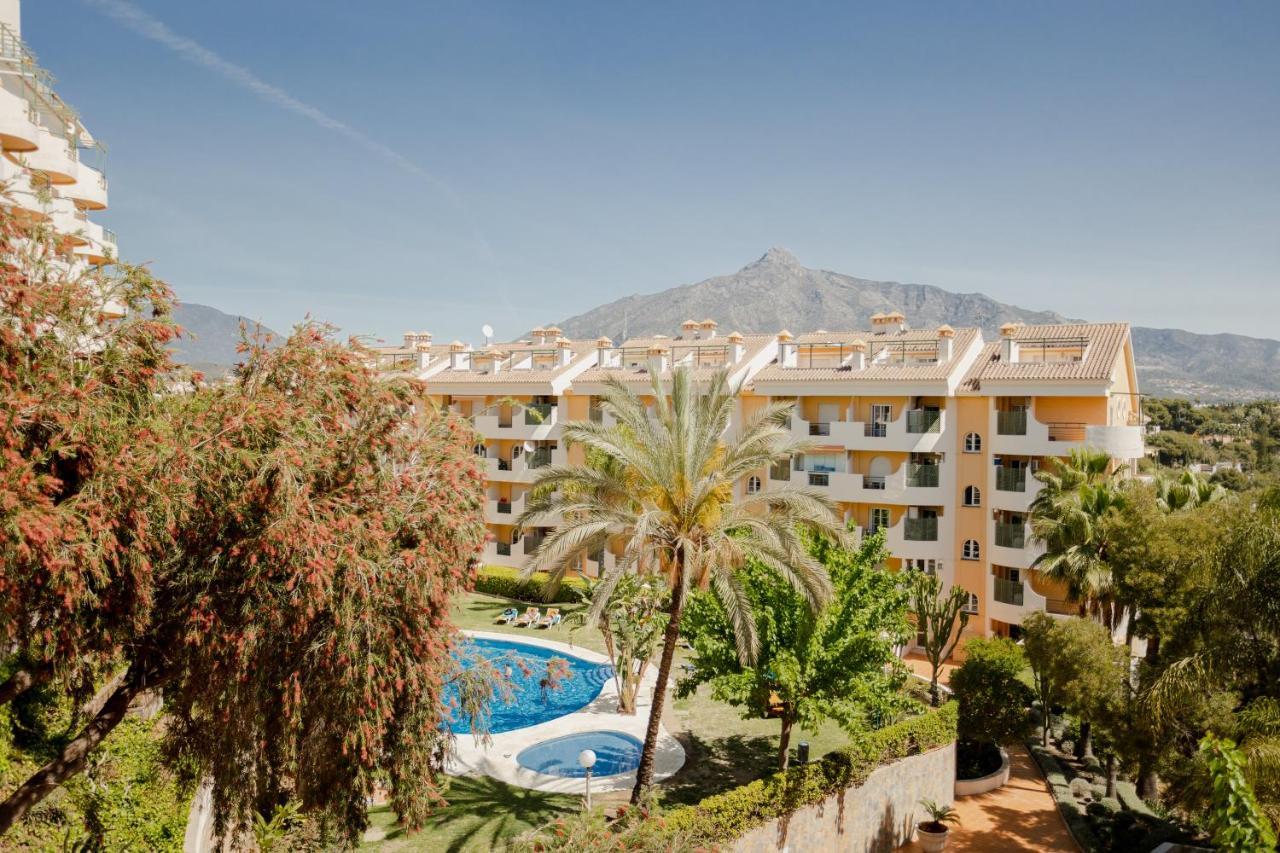 Modern With Terrace Marbella