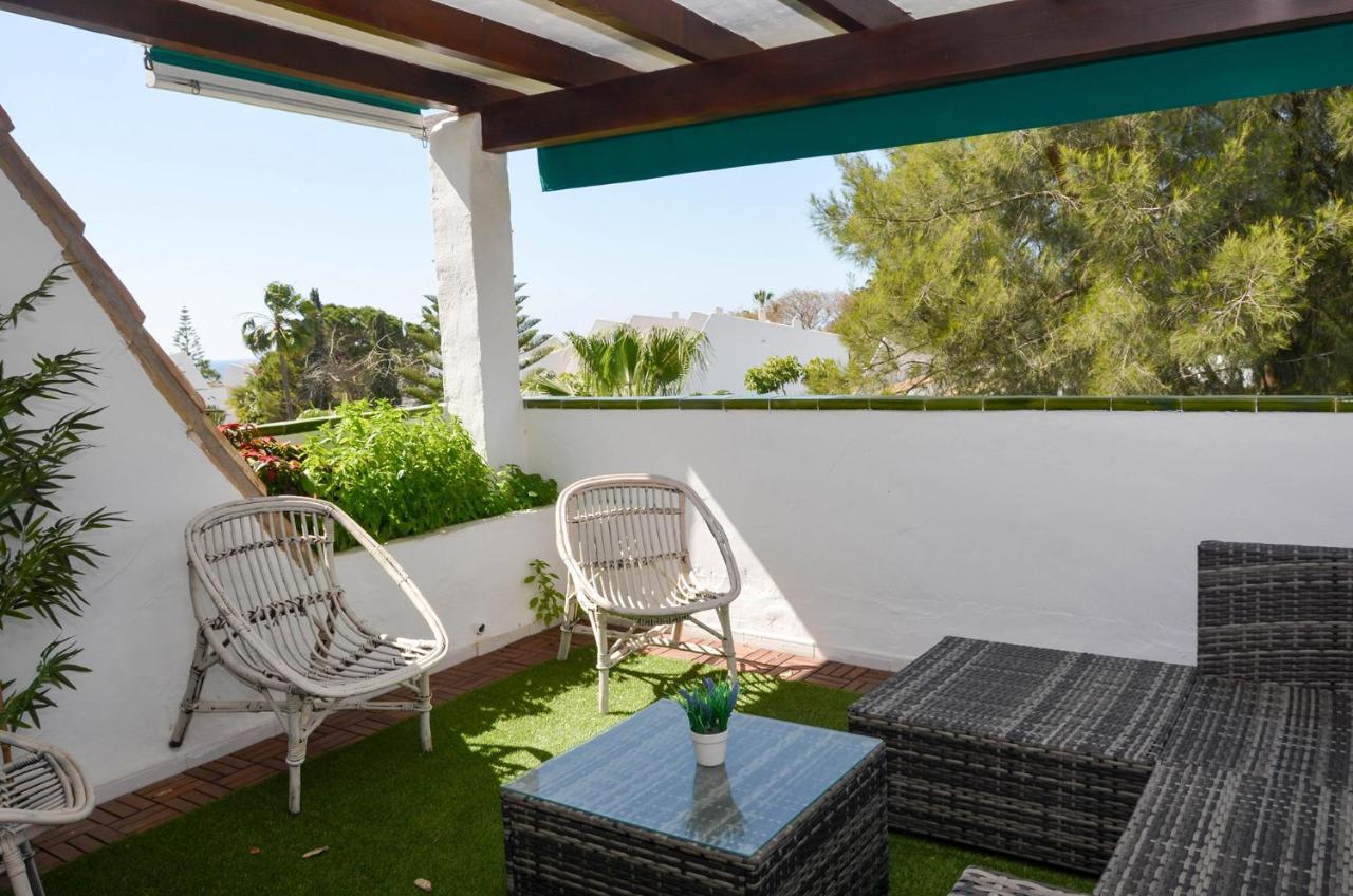 Casa 70, Duplex En Urbanizacion Lunamar By Laromanamarbella * Marbella