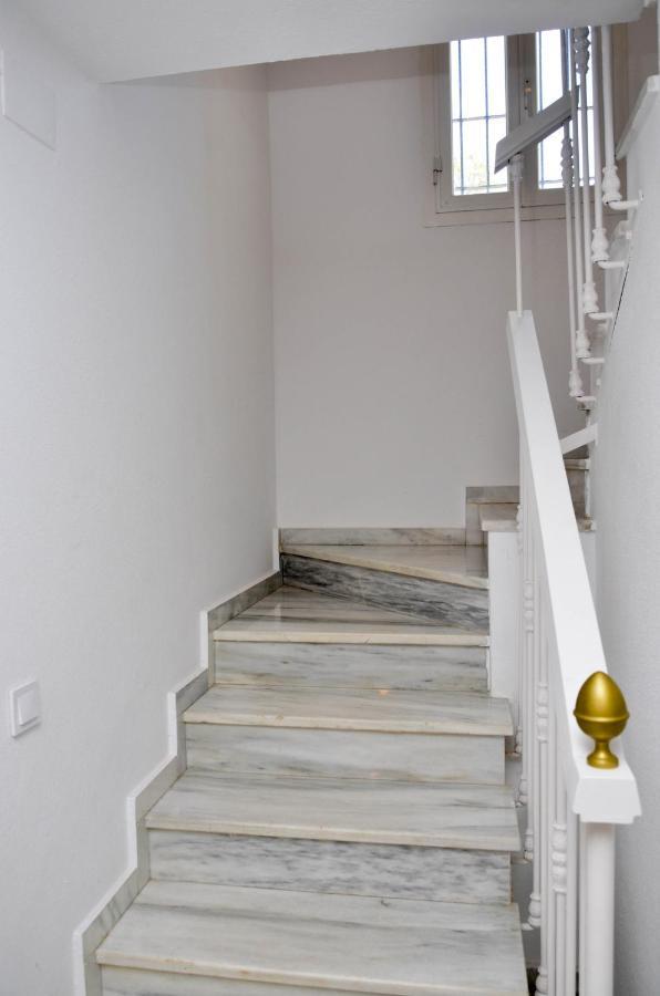 Casa 70, Duplex En Urbanizacion Lunamar By Laromanamarbella Appartement