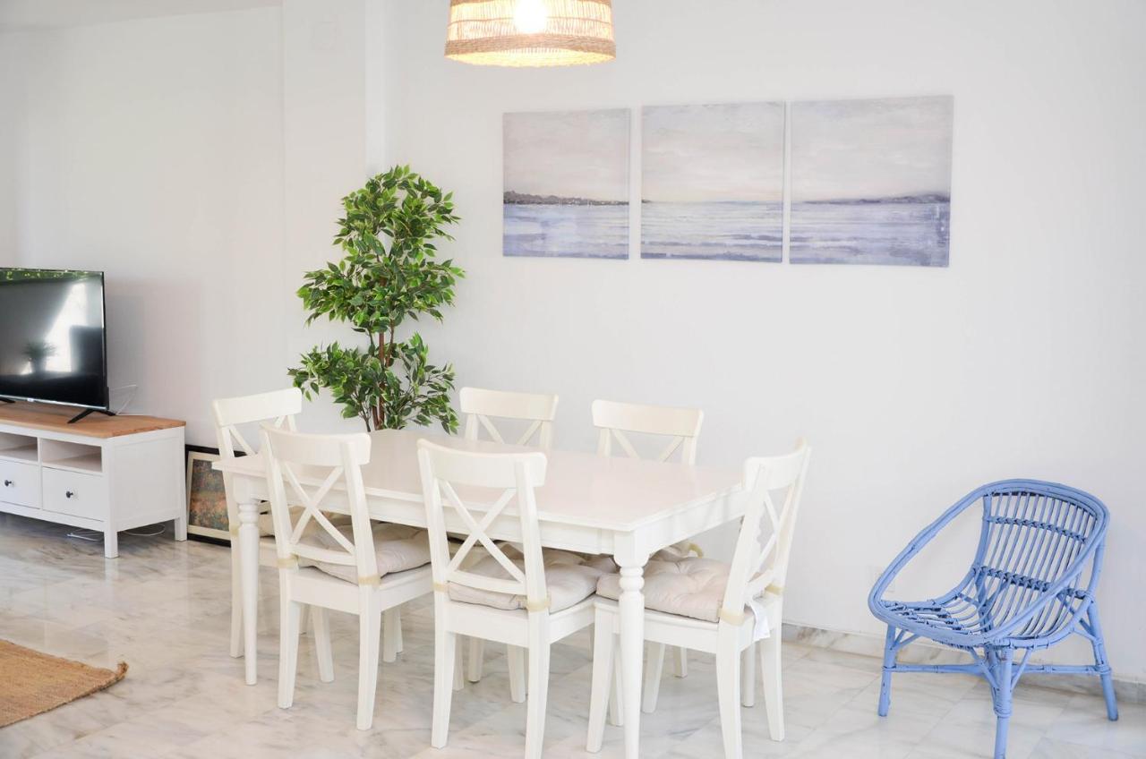 Casa 70, Duplex En Urbanizacion Lunamar By Laromanamarbella Appartement Marbella