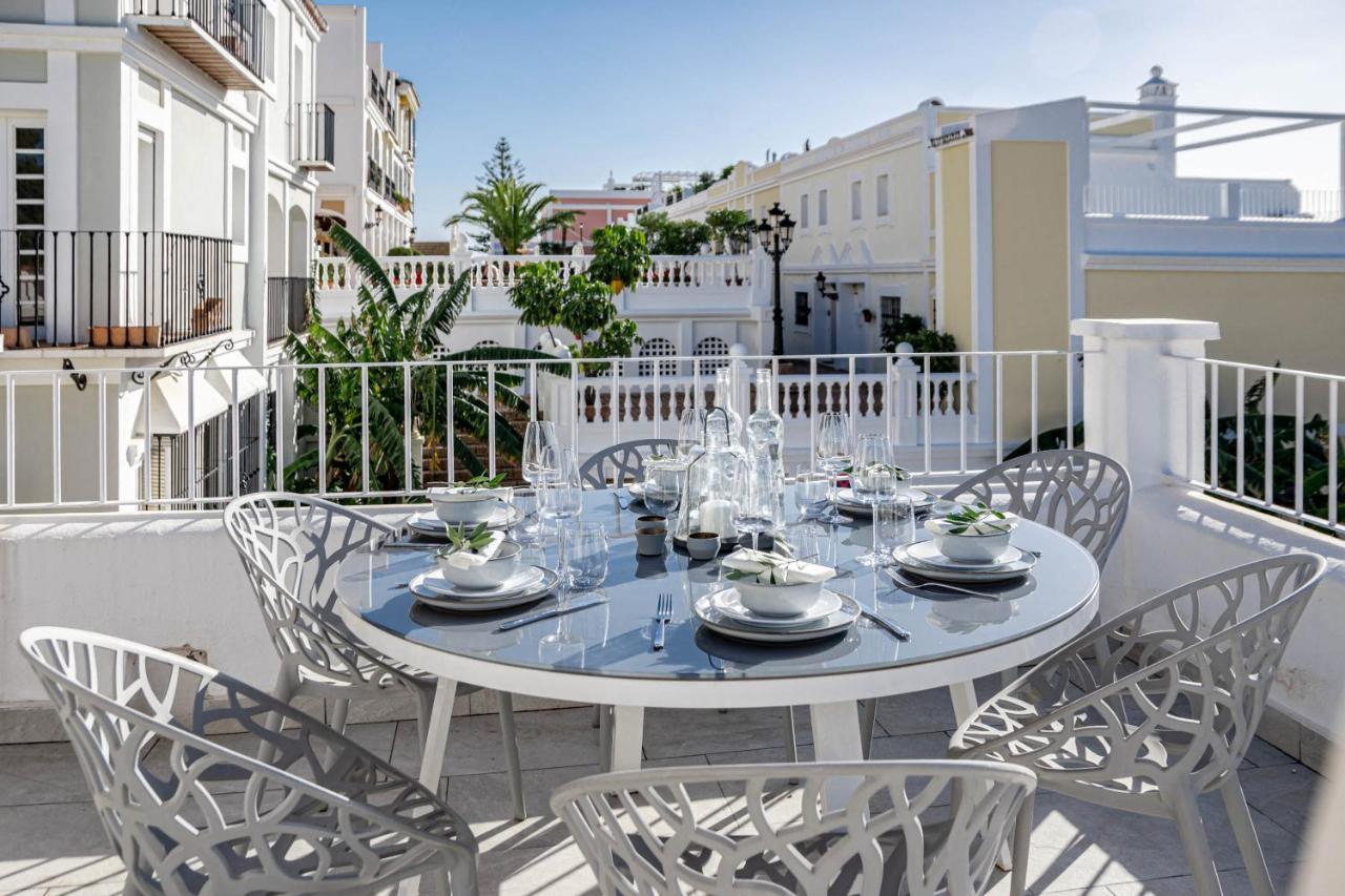 Holiday home Stunning 2 Bedroom Townhouse With Serene Terrace And Charming Mountain Views *