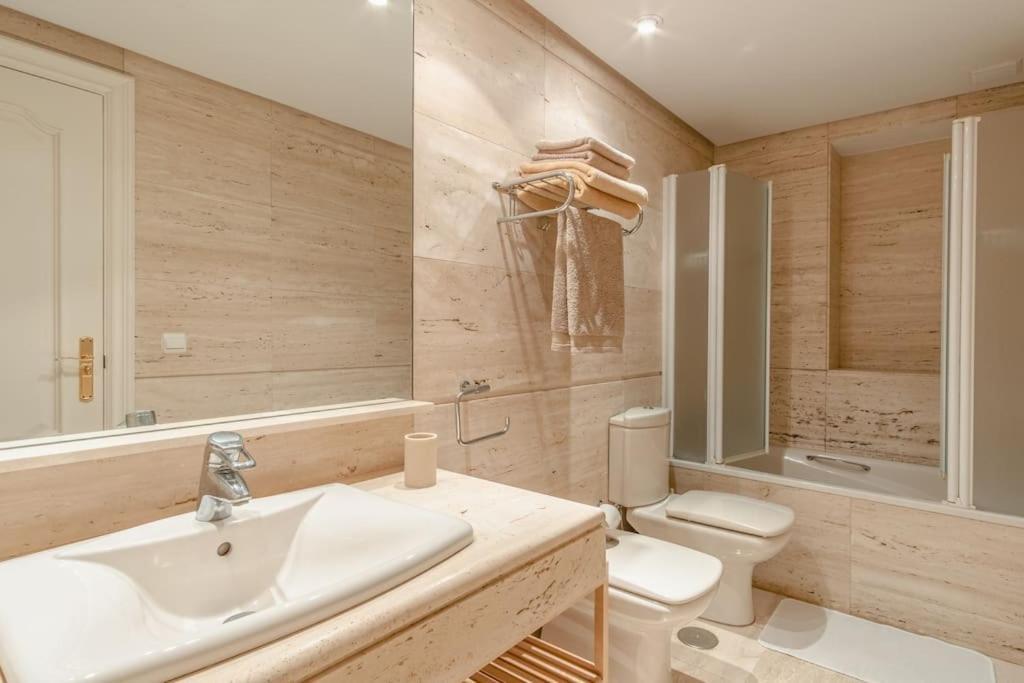 Appartement 1st Line Exclusive In Heart Of The Golden Mile *