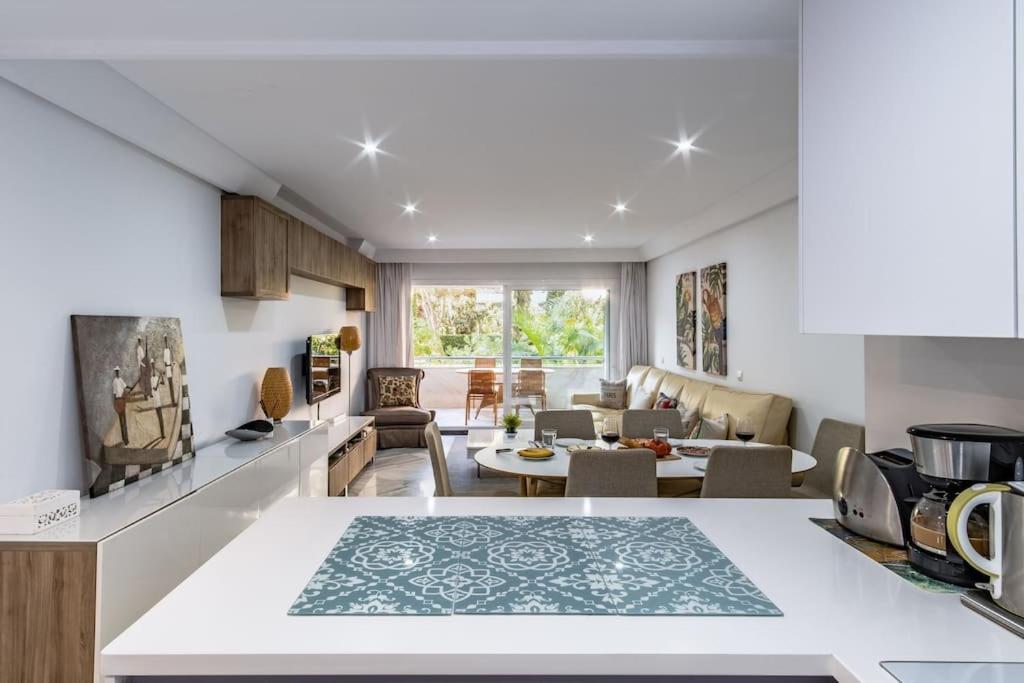 Appartement 1st Line Exclusive In Heart Of The Golden Mile
