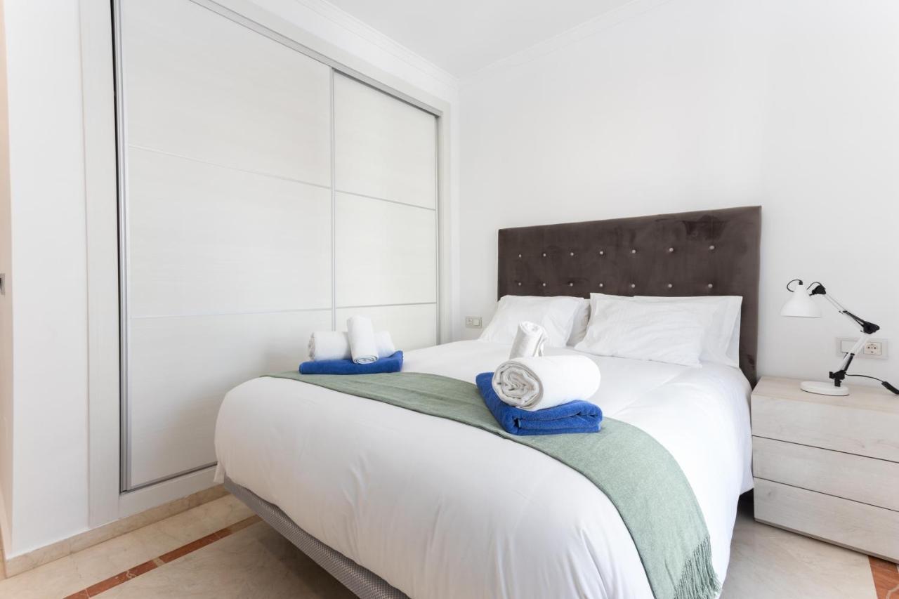 Two Bedrooms Avenida Del Mar Apartment *