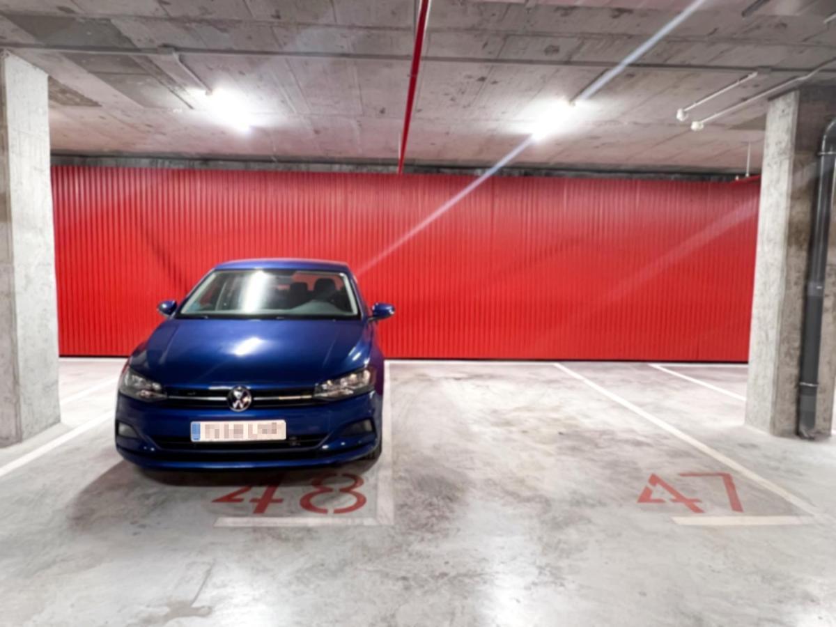 In Center With Private Parking Apartment