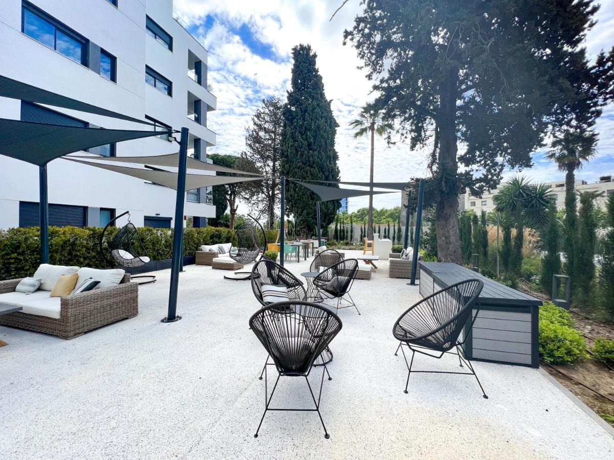 In Center With Private Parking Apartment