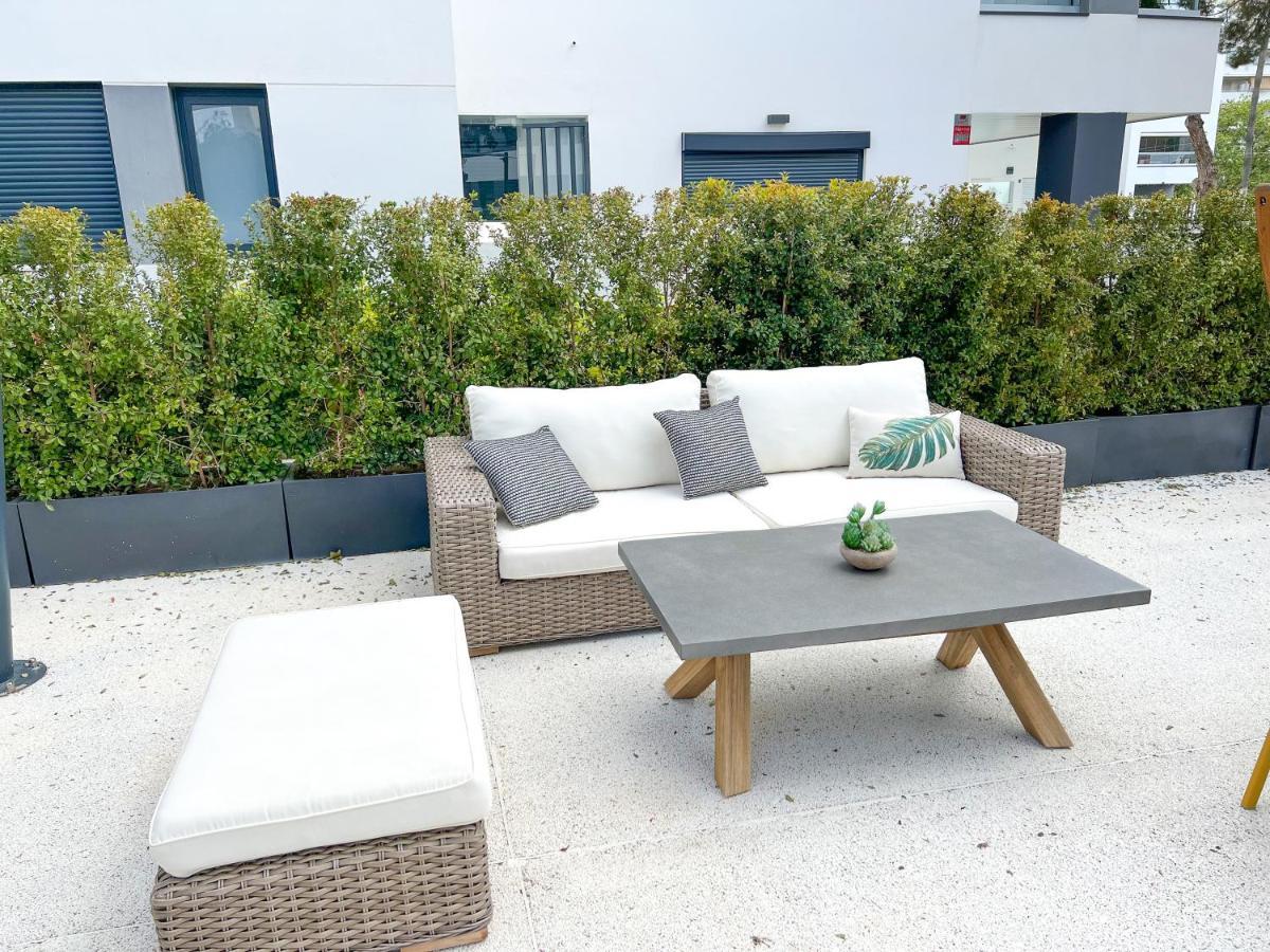 In Center With Private Parking Apartment