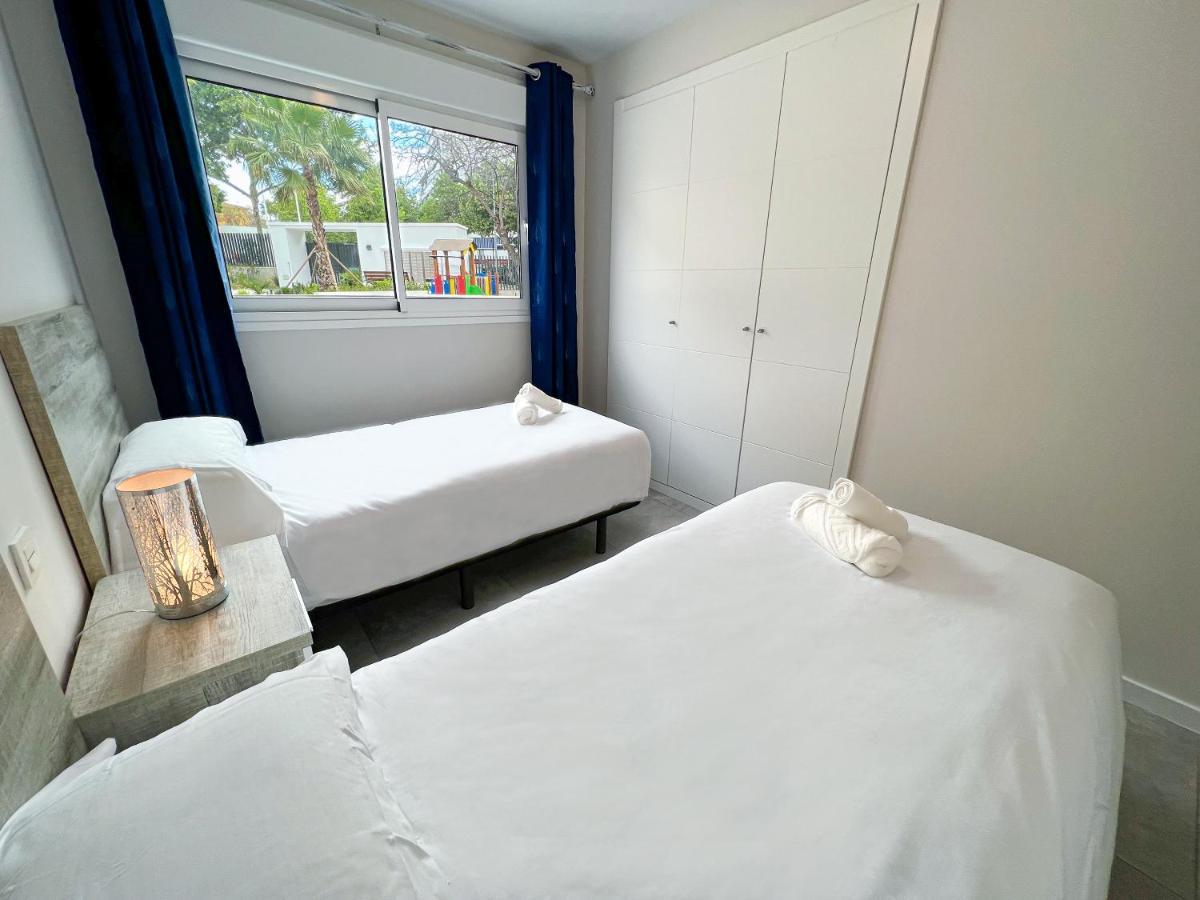 In Center With Private Parking Apartment *