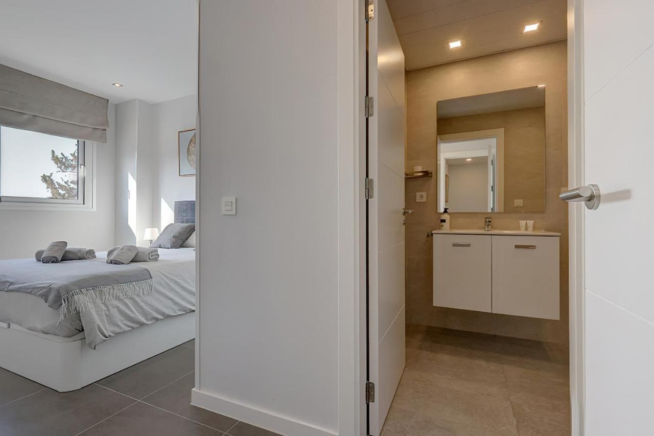 Appartement Brand New With Pool And Sea View In Marbella