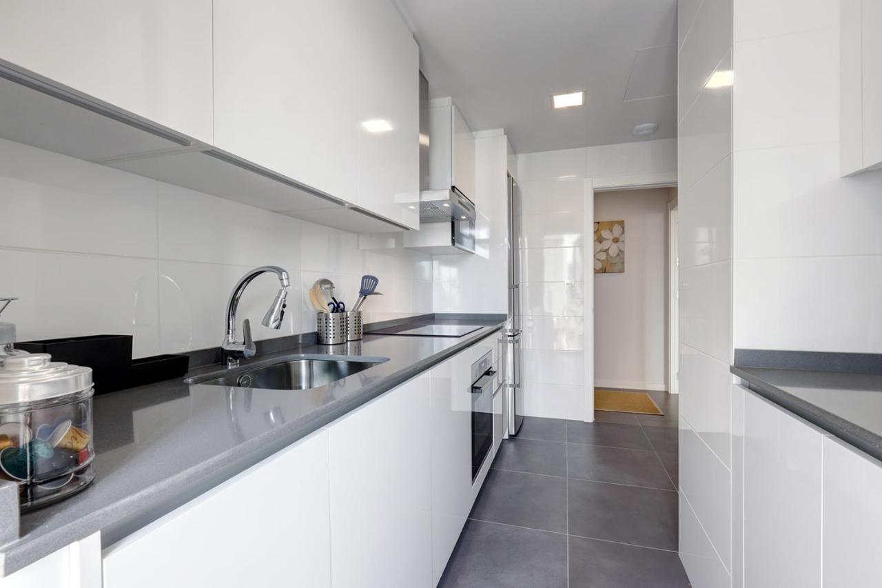 Appartement Brand New With Pool And Sea View In