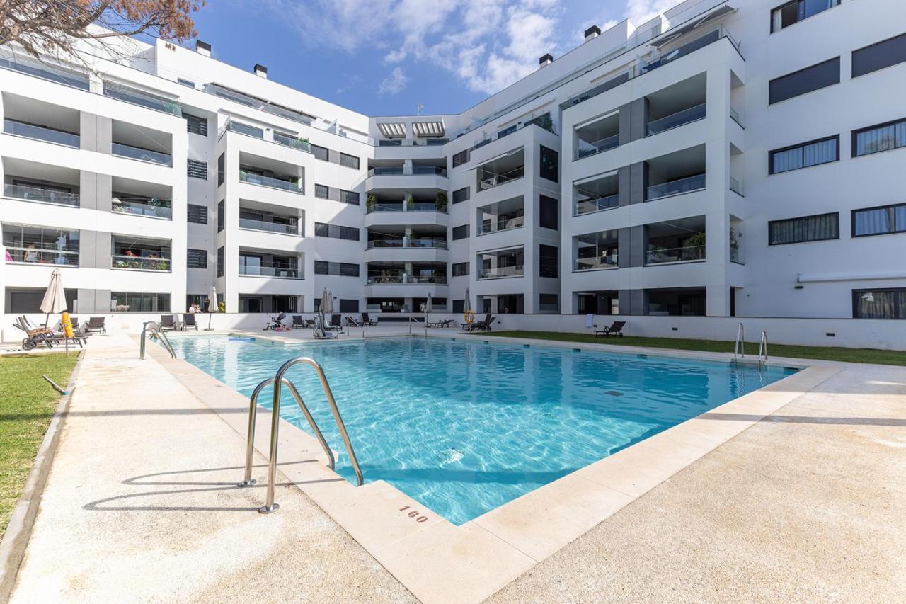 Brand New With Pool And Sea View In