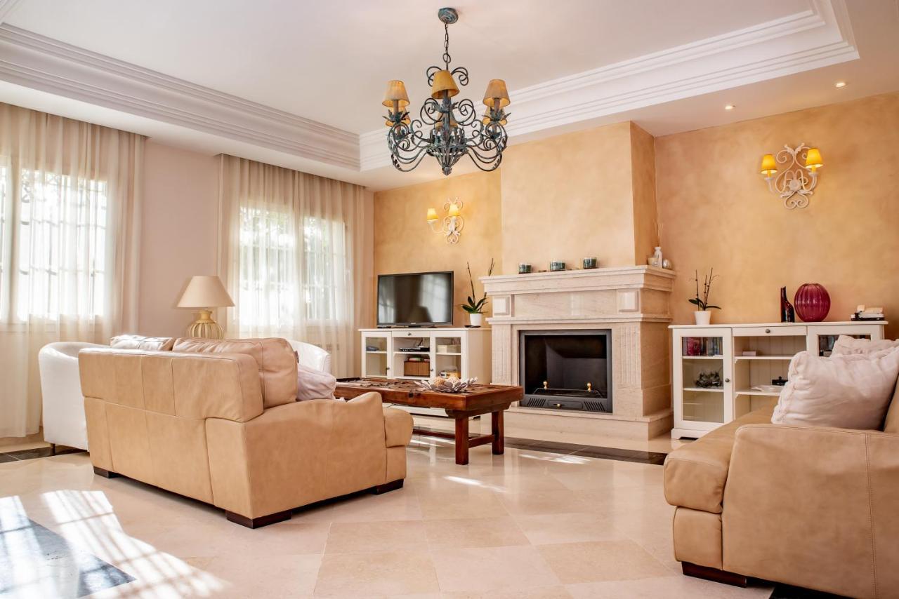 House In Puerto Banus And San Pedro 50m From The Sea With Private Pool Holiday home