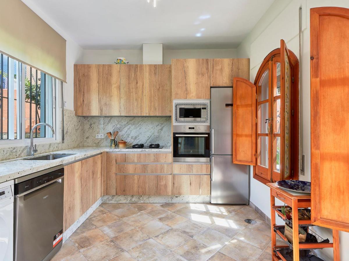 Benson By Interhome Marbella