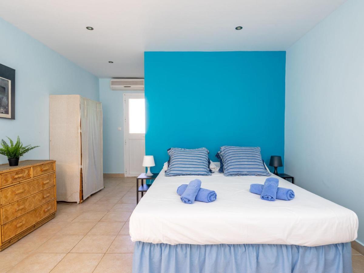 Villa Benson By Interhome