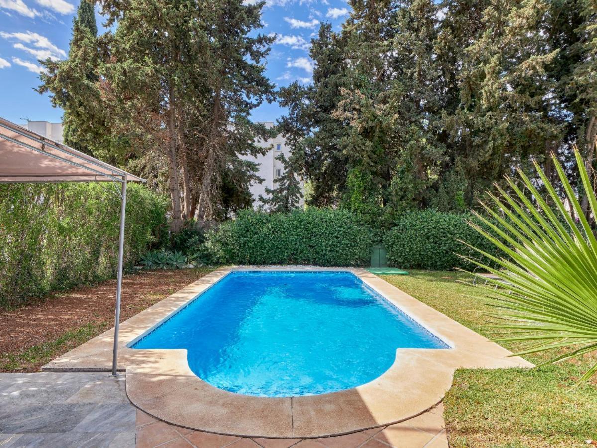 Villa Benson By Interhome