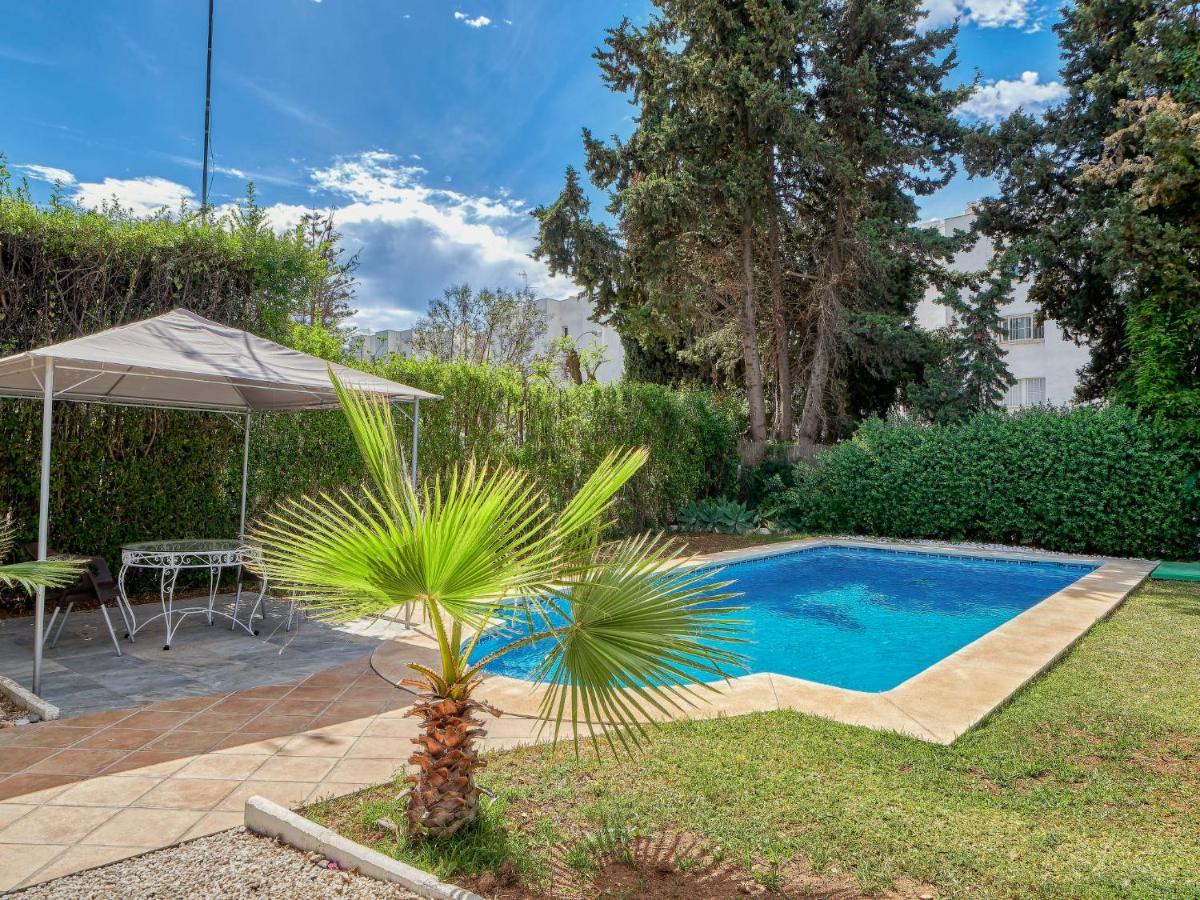 Villa Benson By Interhome