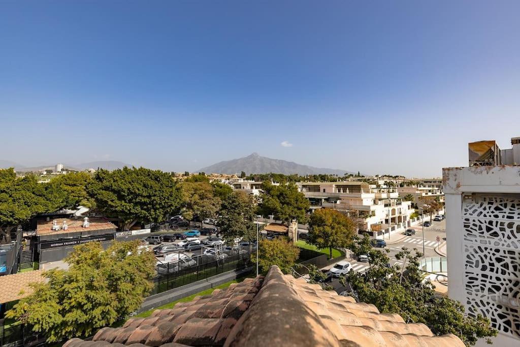Stunning Duplex 5 Minutes From Puerto Banus Apartment Marbella