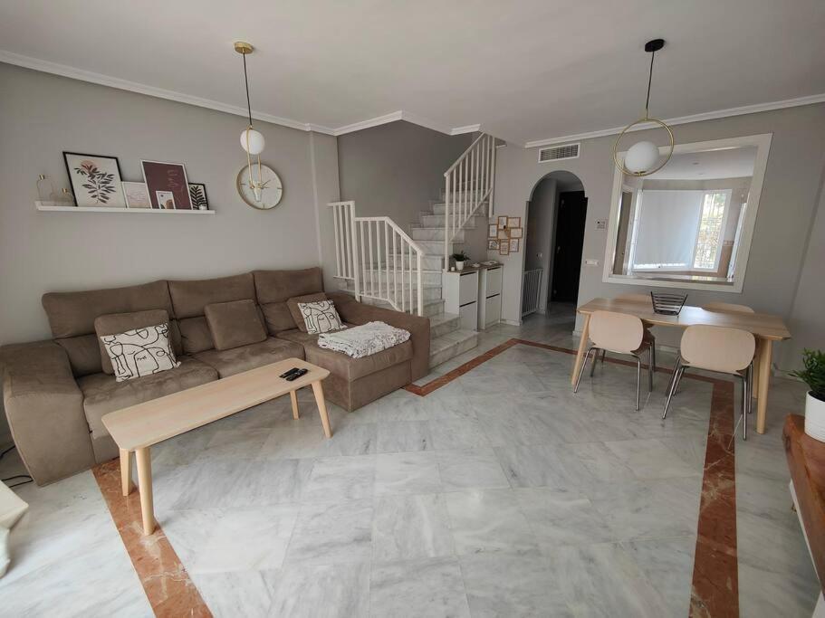Jolie Maison A Cabopino *