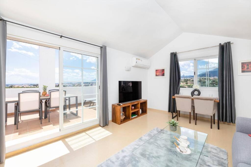 Ph In Golden Banus Sea And Mountain Views Rdr301 Marbella