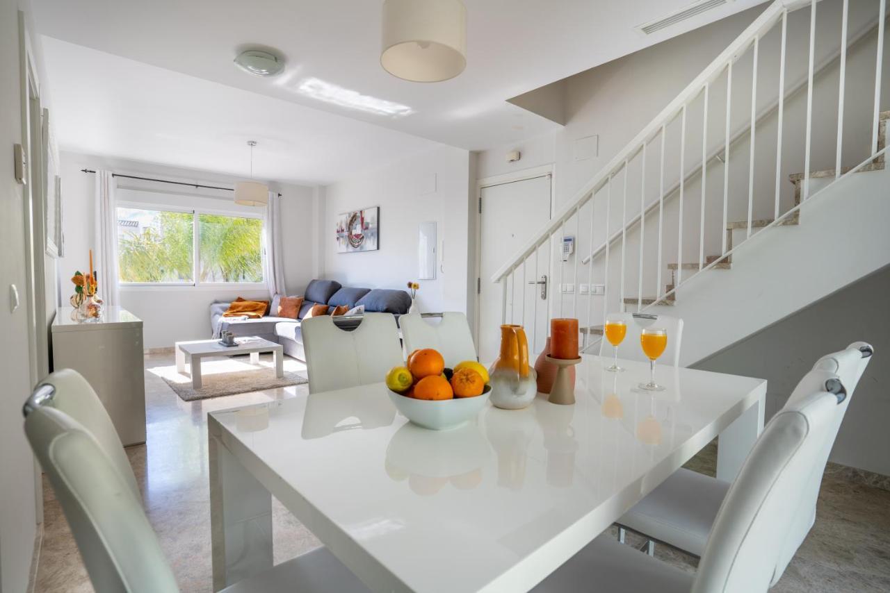 Apartment 2bdr Penthouse, Naranjos, W/pool, 2km P.banus Marbella