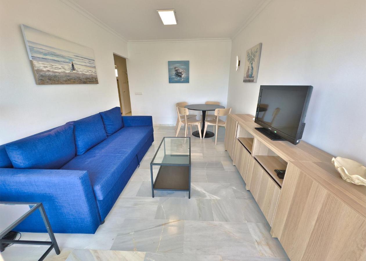 Diana 206. Completely Renovated On The Beachfront.