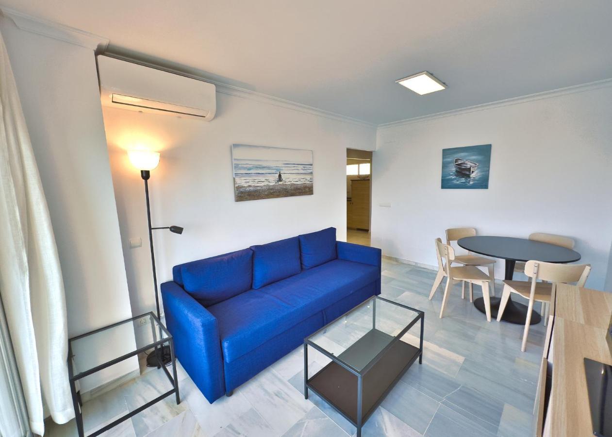 Diana 206. Completely Renovated On The Beachfront. Apartment Marbella