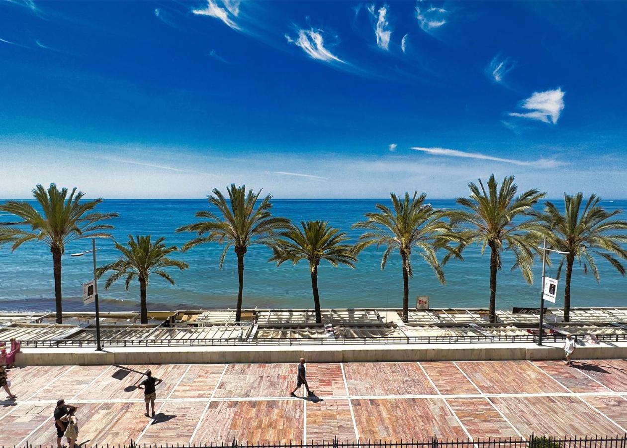 Diana 206. Completely Renovated On The Beachfront. *