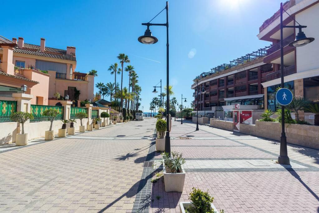 Incredible Luxury Location In Puerto Banus For Families *