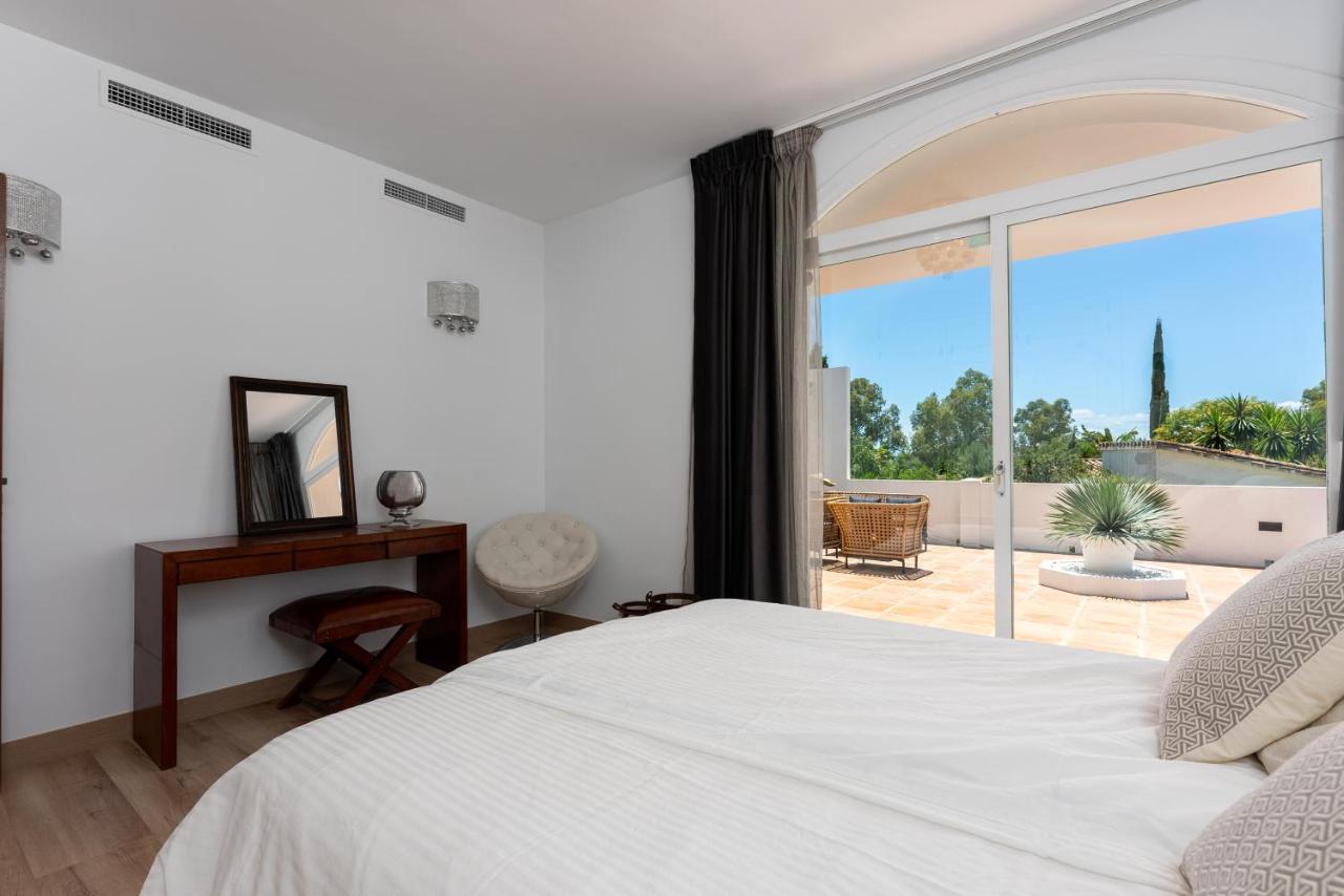 Villa Luxurious Close To Sea And Golf Marbella