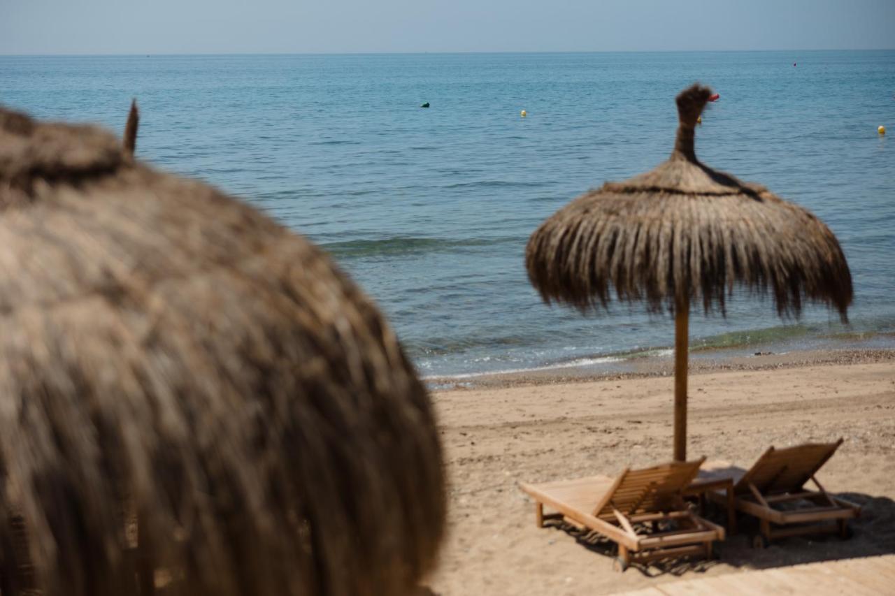 Vacation In The Location, With Terrace, Pool And Bbq, In Center Apartamento Marbella