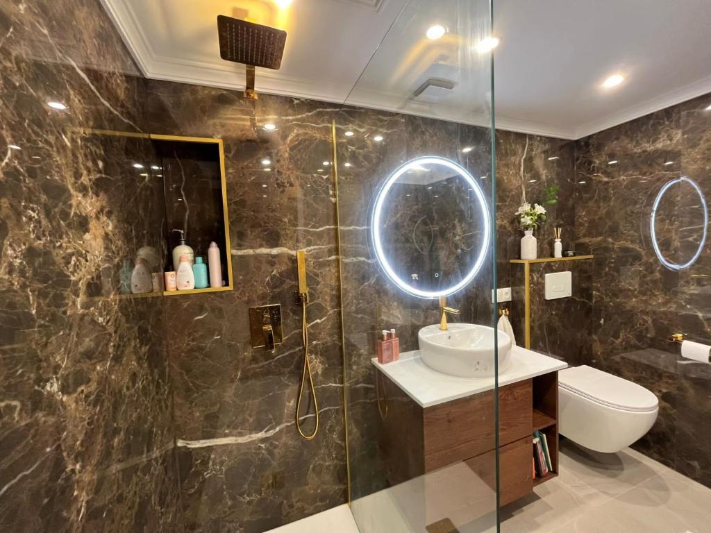 In Puerto Banus - And Luxury Apartamento
