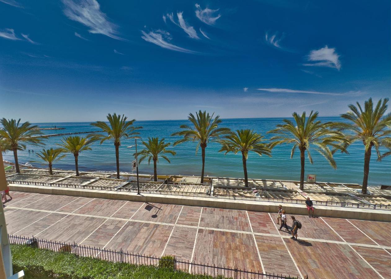 Apartment Diana 206. Completely Renovated On The Beachfront.