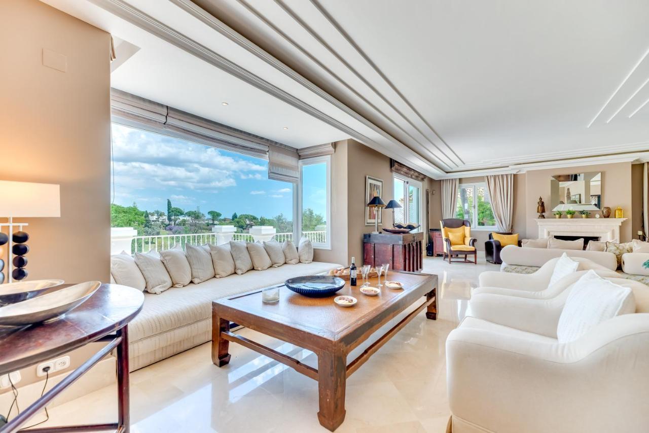 Apartment Luxurious 7 Bdrm Frontline Golf - Aloha Gardens Marbella