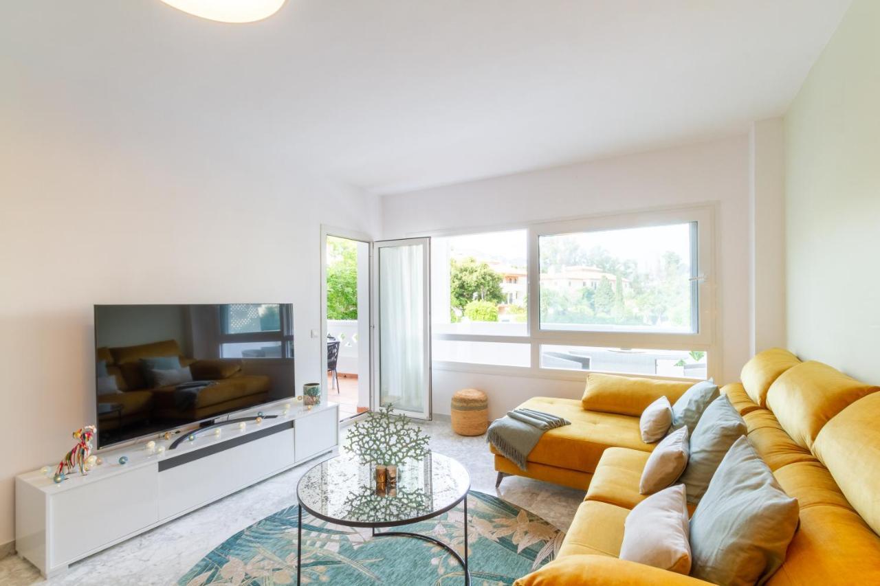 Banus - Banus Playa Rocio Access Complex