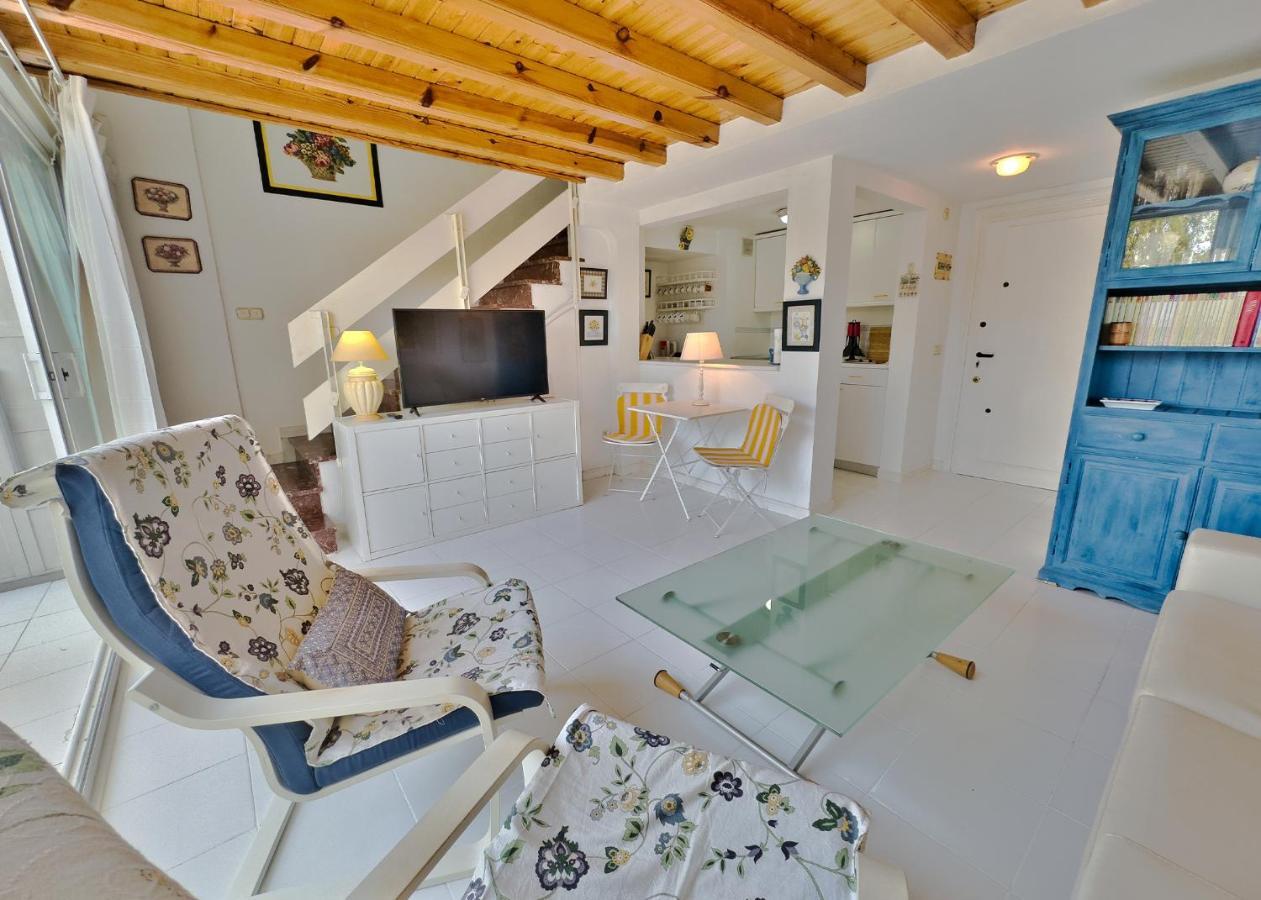Skol 212. Two Bedrooms Duplex In Centre On The Beachfront. Marbella